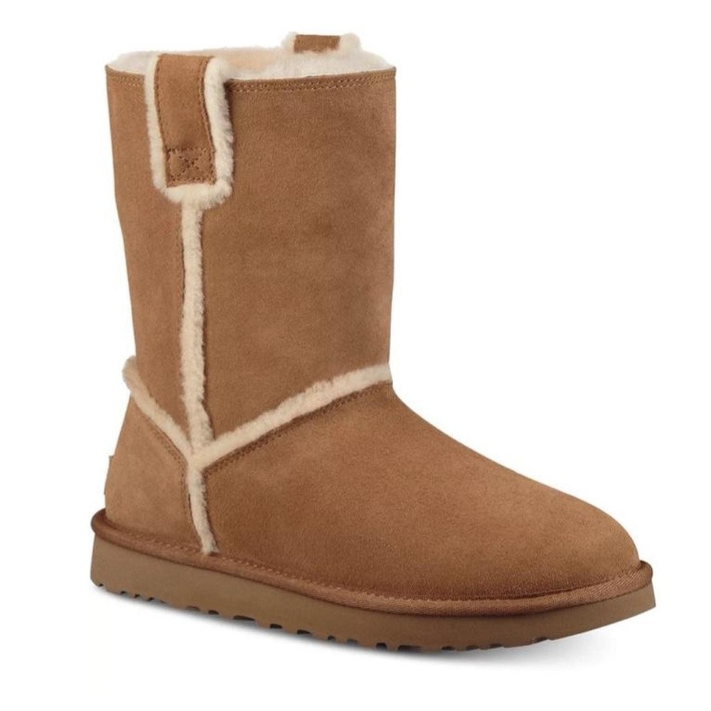 UGG seam spill limited edition